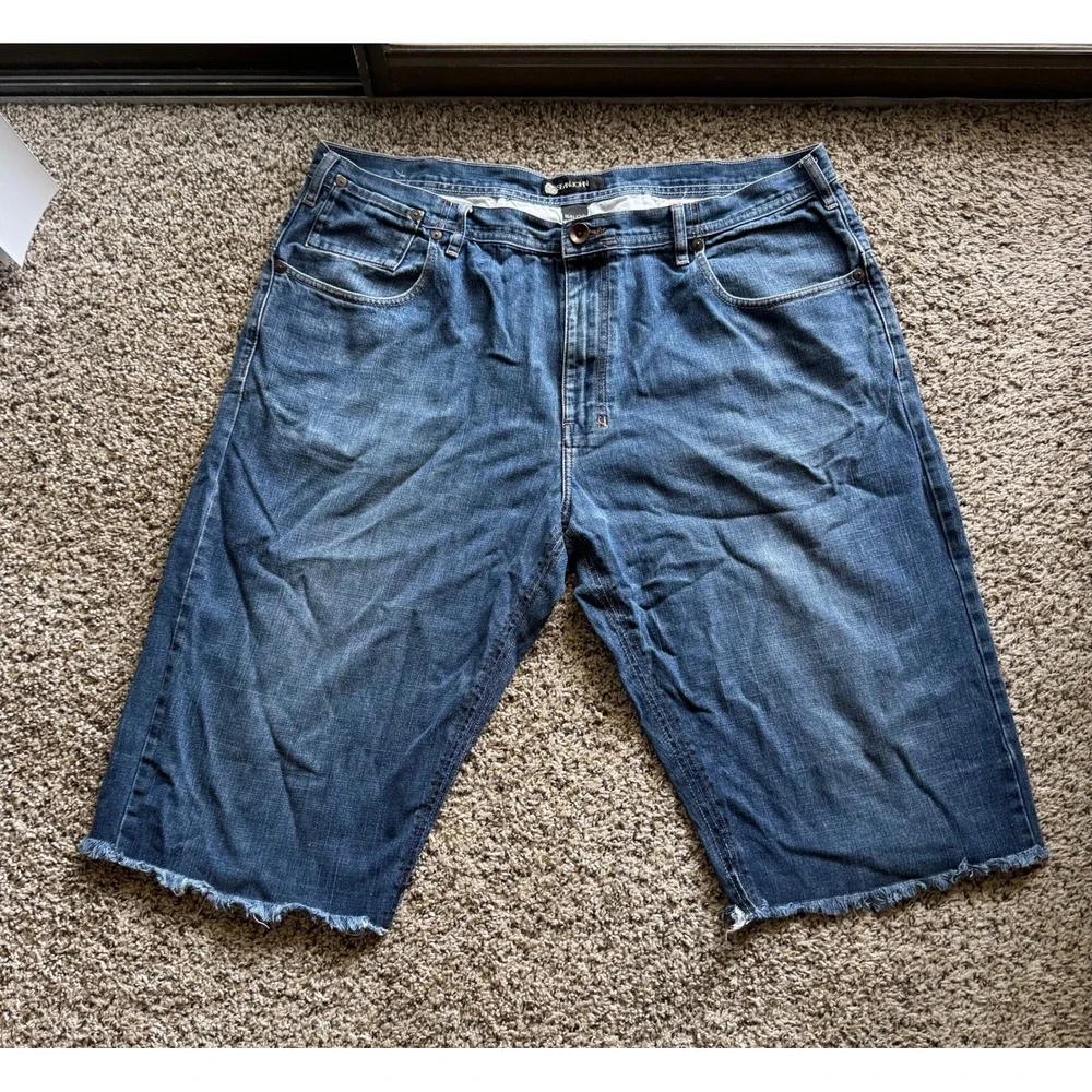 Sean John Mens Denim Shorts Blue Medium Wash Frayed Hem Relaxed Fit Jean Shorts